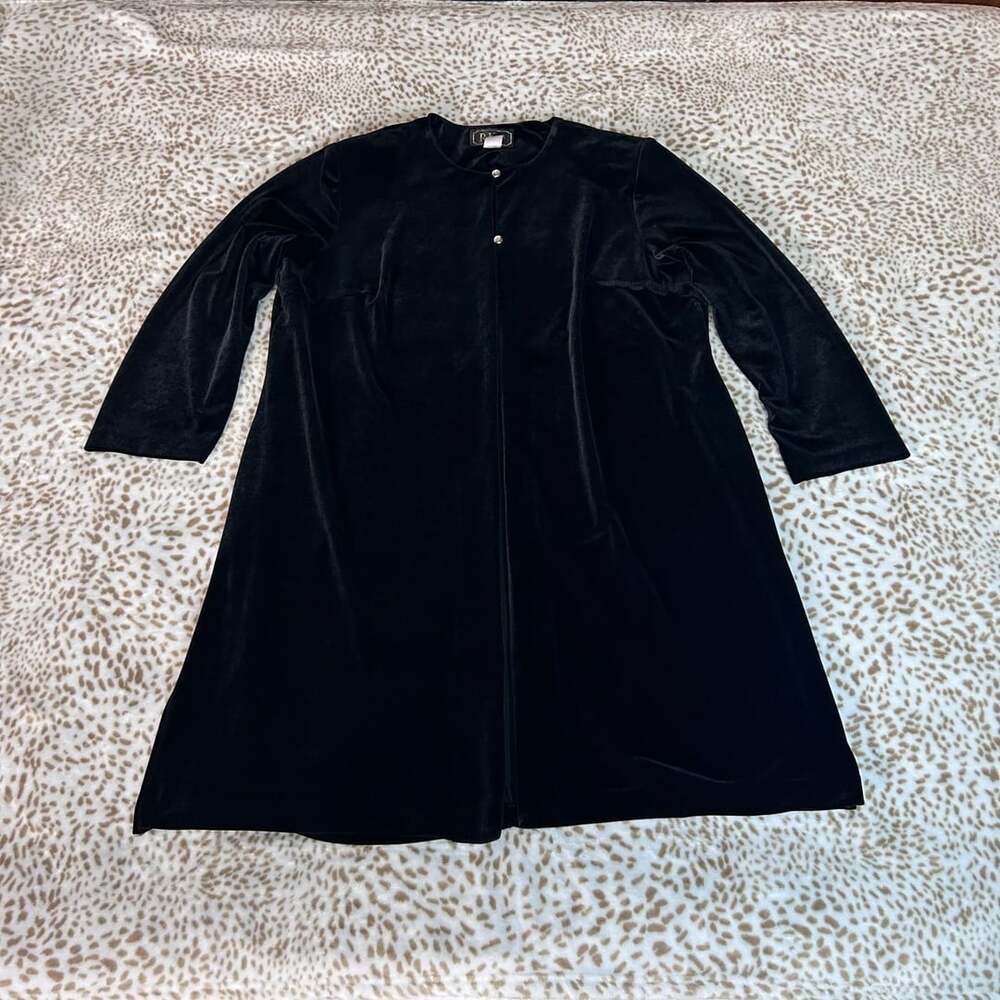 R&K Evening Velvet Jacket Size 2X Black Long Sleeve Rhinestone Button